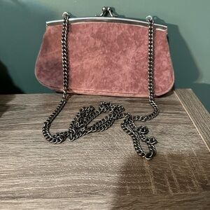 💕Universal Thread Velour Mauve Crossbody Bag with Chain Strap